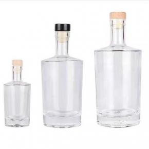 Custom 700ml Spirit Liquor Glass Flint Bottles With Cork
